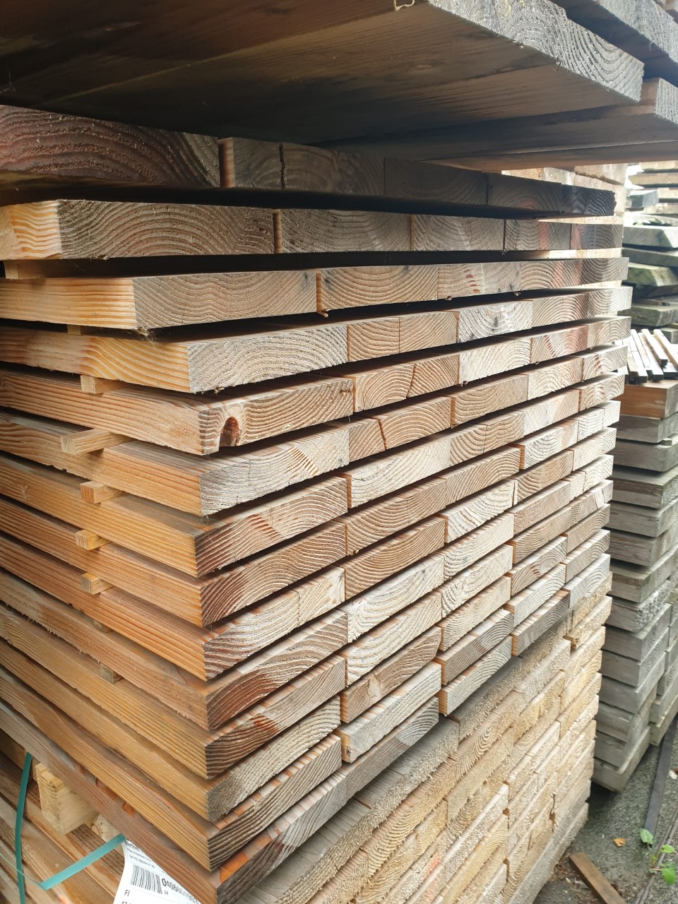 boekje Polijsten Glad Douglas planken 40 x 200 mm 300/400/500cm - Houthandel Vierpolders